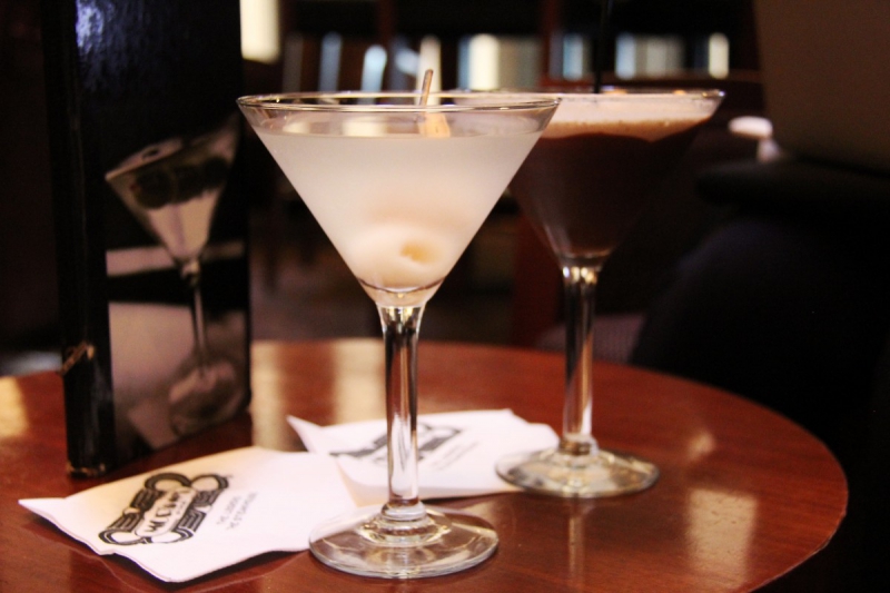 brasserie-LE MUY-min_martini_bar_lychee_chocolate_alcohol_liquor_happy_hour_happy-910161